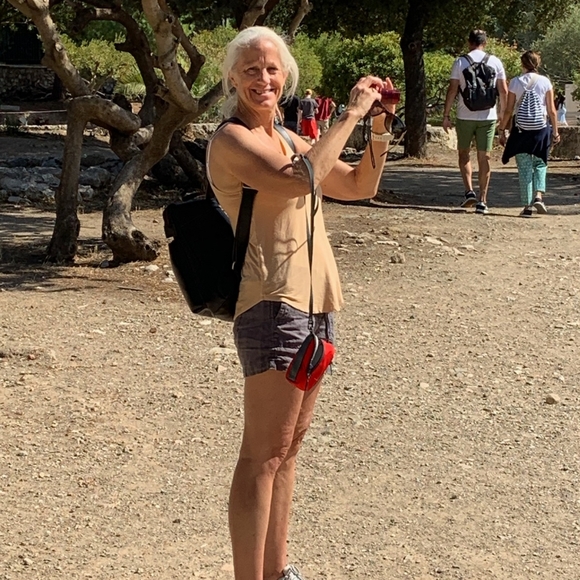 Meet your Posher, Chris - Picture 7 of 7